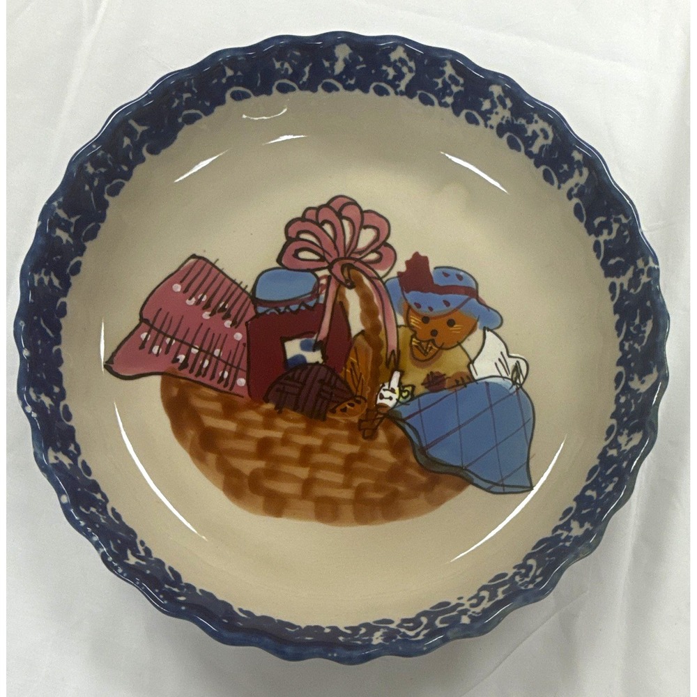 Ceramic Cat Plate Blue Scalloped Rim Glossy Decorative Round 11 in